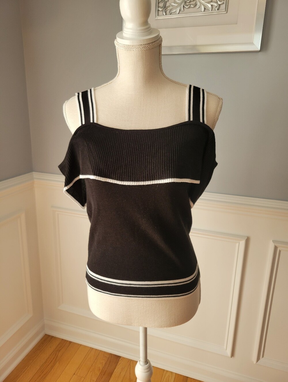 Banana Republic Black & White Off-the-Shoulder Ruffle Tank Sweater Women Size XS